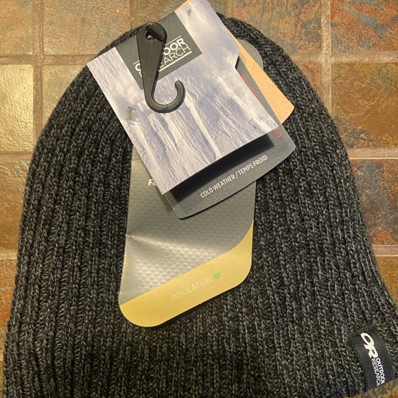 Outdoor Research NWT kids Toque - Picture 4 of 5